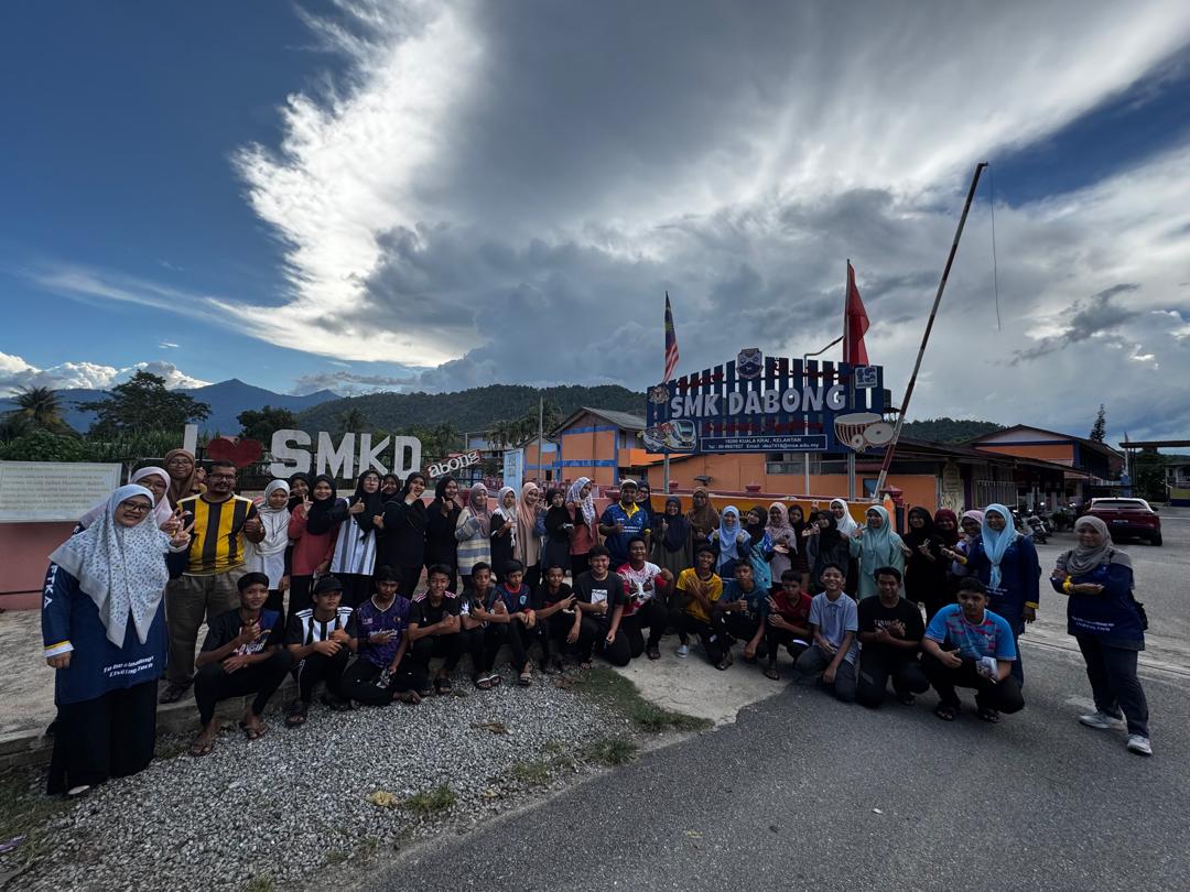 Program Eksplorasi Alam & Ilmu pada 27-29 September 2024 di SMK Dabong, Kelantan anjuran Kelab BAKTI Fakulti Teknologi Kejuruteraan Awam, UMPSA. Terima kasih diucapkan kepada Pengerusi Kelab BAKTI FTKA Gs. Dr. Syarifuddin Misbari 